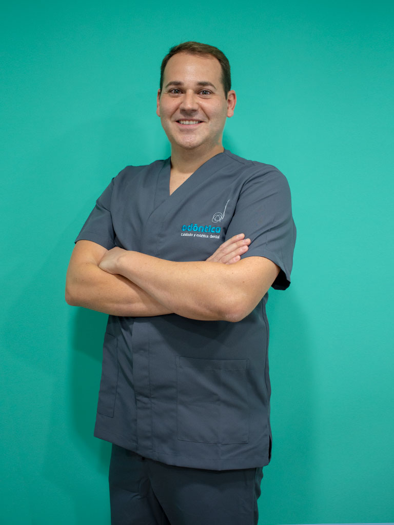 Dr. Luis Piá Tarazona – Odontólogo